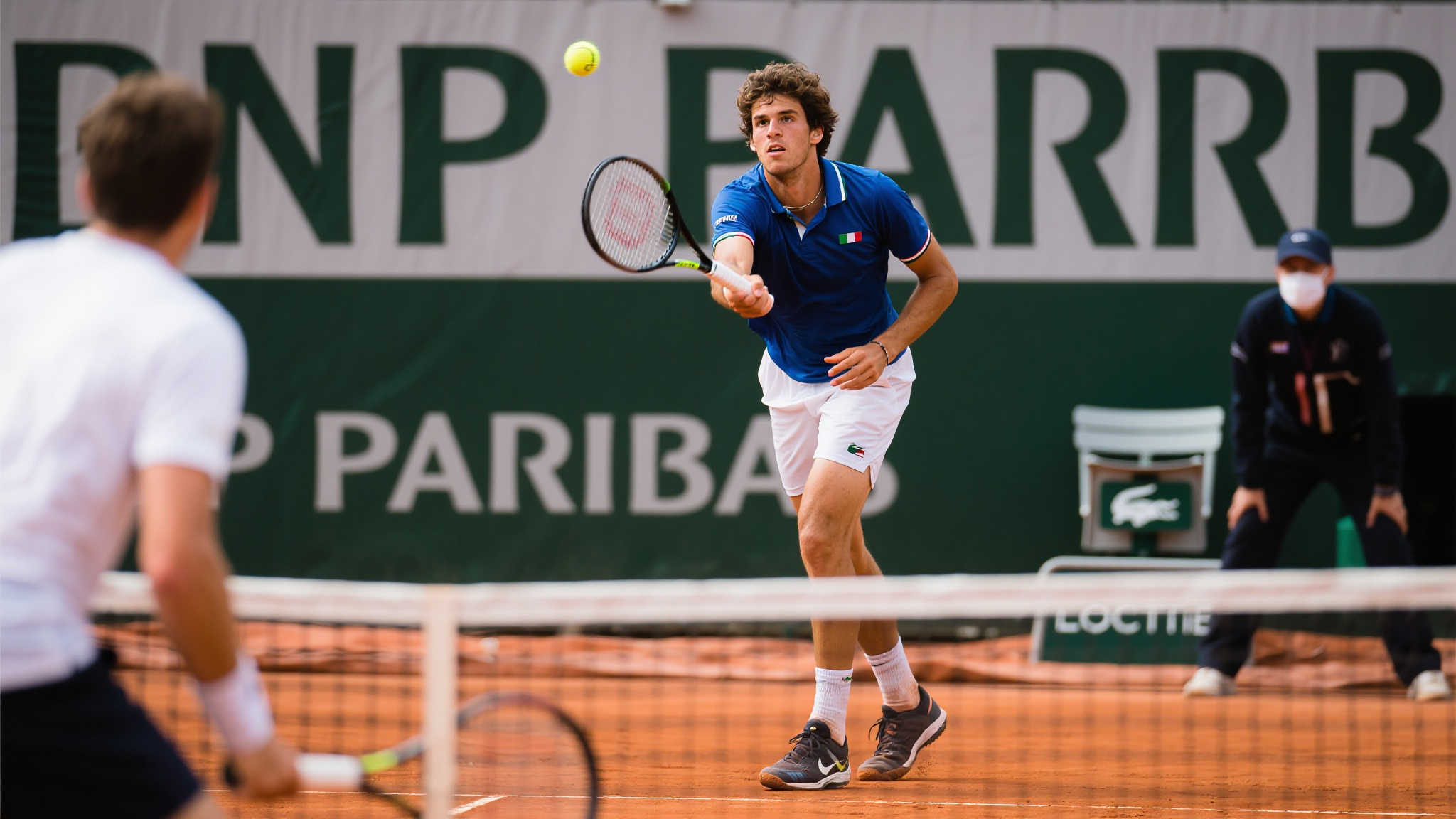 前勇士球星考辛斯更换经纪人 欲谋求一份新合同